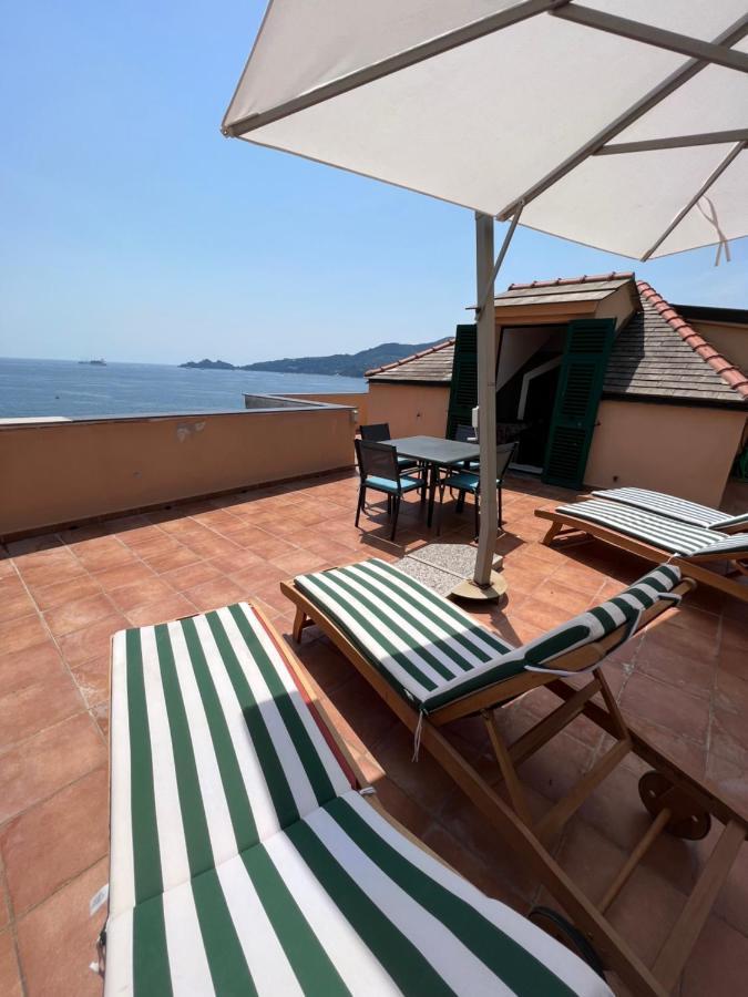 Attico San Faustino: Beachfront Villa with Panoramic Sea Views Rapallo Exterior photo