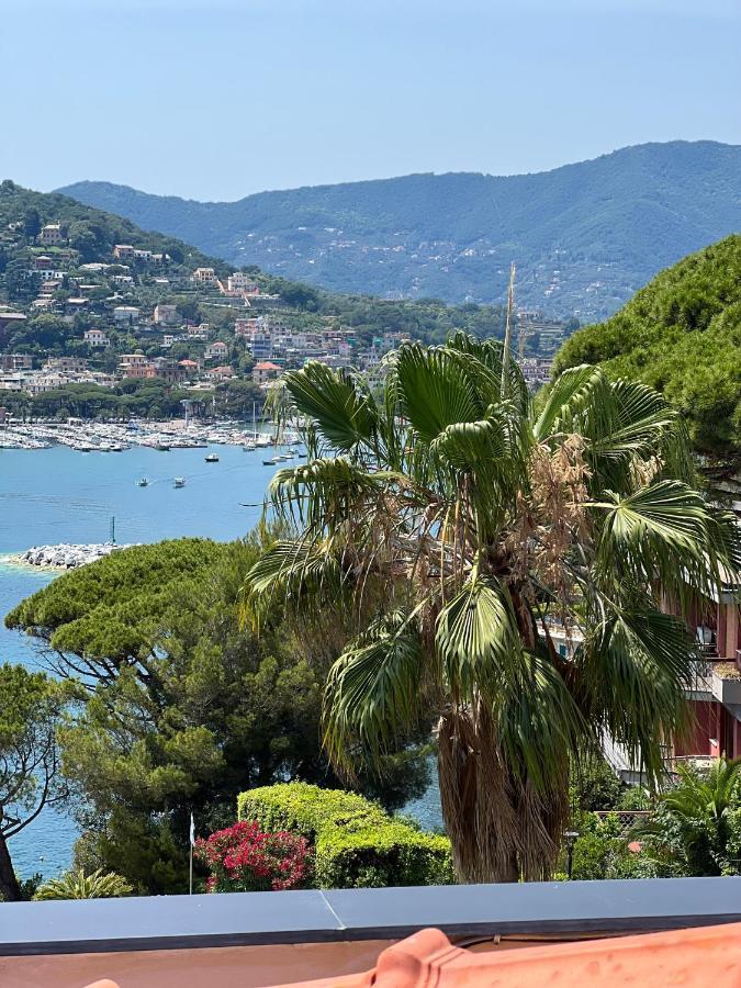 Attico San Faustino: Beachfront Villa with Panoramic Sea Views Rapallo Exterior photo